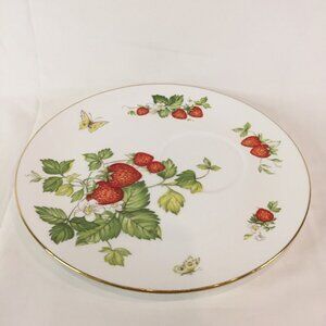 Queen's England Bone China Virginia Strawberry Plate With Indent Luncheon Saucer